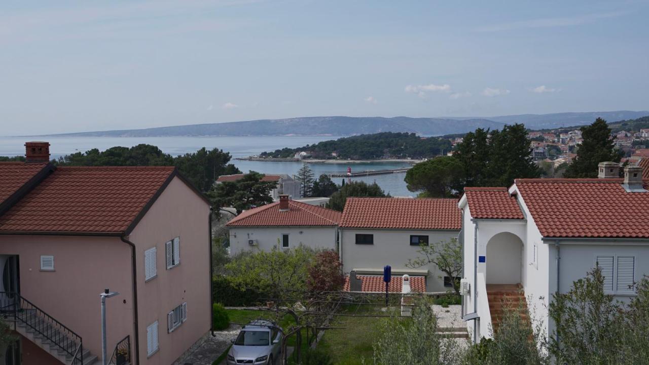 Apartments Bestak Krk Town Exterior foto